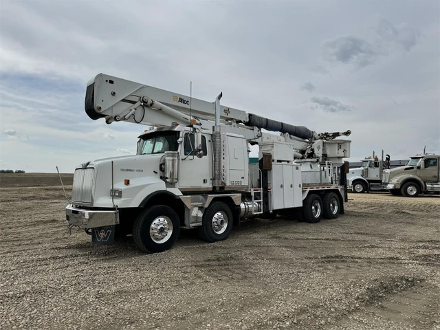 2007 Caterpillar ALTEC, 265 988 mth, dovoz Kanada — foto 3 z 5