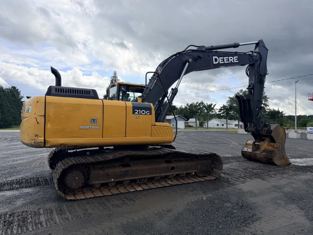 2015 John Deere 210G, 1 mth, dovoz Kanada — foto 4 z 5