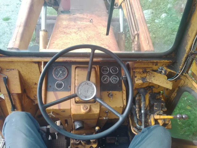 1975 RETROCAVEUSE, dovoz Kanada — foto 5 z 5