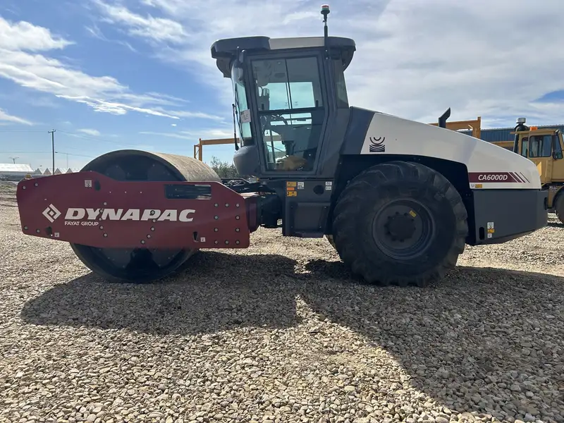 2022 Dynapac CA6000D, dovoz Kanada — foto 4 z 4