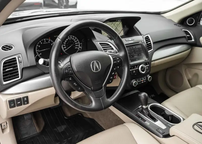 2017 Acura RDX *TECH PKG*, hnědá, 94 826 km, dovoz Kanada — foto 10 z 12