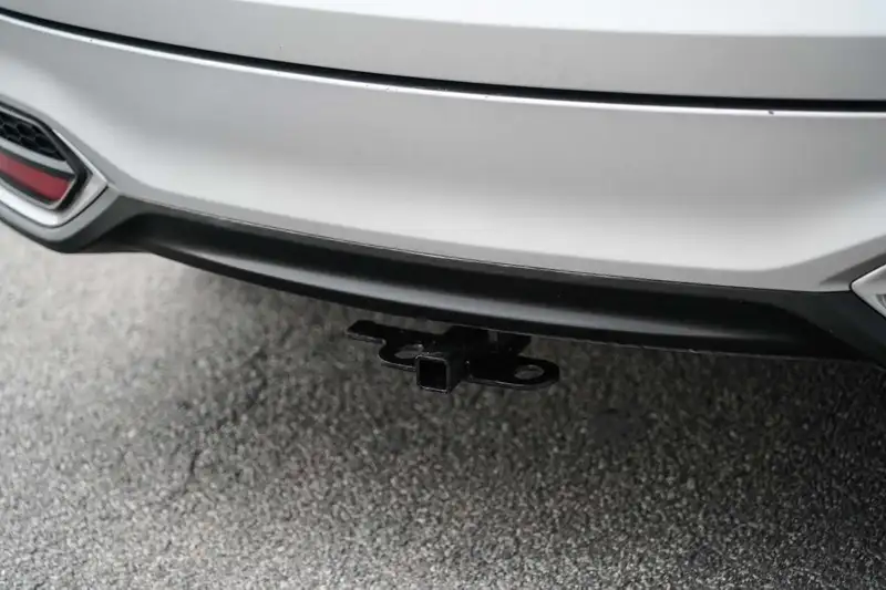 2017 Acura RDX Tech Pkg, stříbrná, 194 917 km, dovoz Kanada — foto 10 z 12