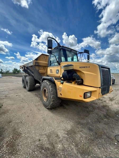2011 John Deere, 1 mth, dovoz Kanada — foto 3 z 5