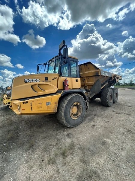 2011 John Deere, 1 mth, dovoz Kanada — foto 4 z 5