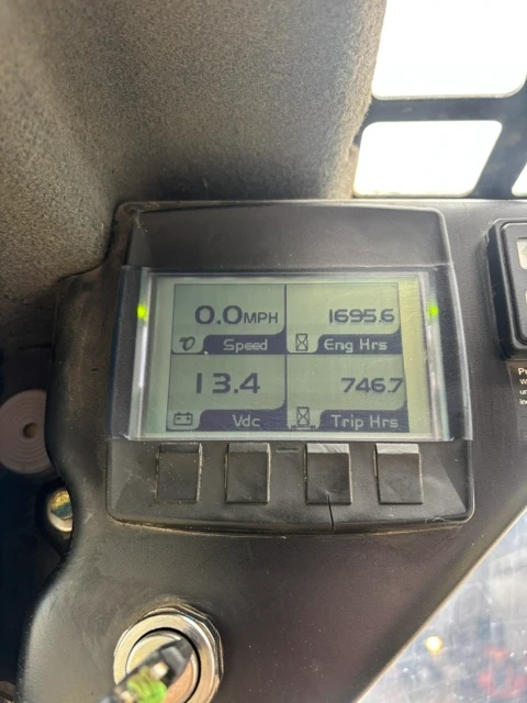 2018 ASV, 1 695 mth, dovoz Kanada — foto 2 z 5