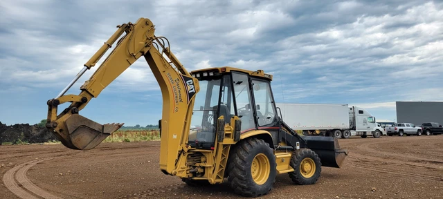 Caterpillar 416C, 1 mth, dovoz Kanada — foto 3 z 5