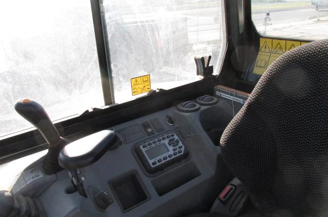 2019 Bobcat E35, 1 mth, dovoz Kanada — foto 4 z 5