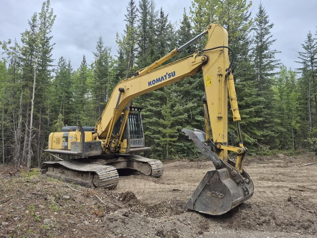 2004 Komatsu PC220, 1 mth, dovoz Kanada — foto 2 z 5