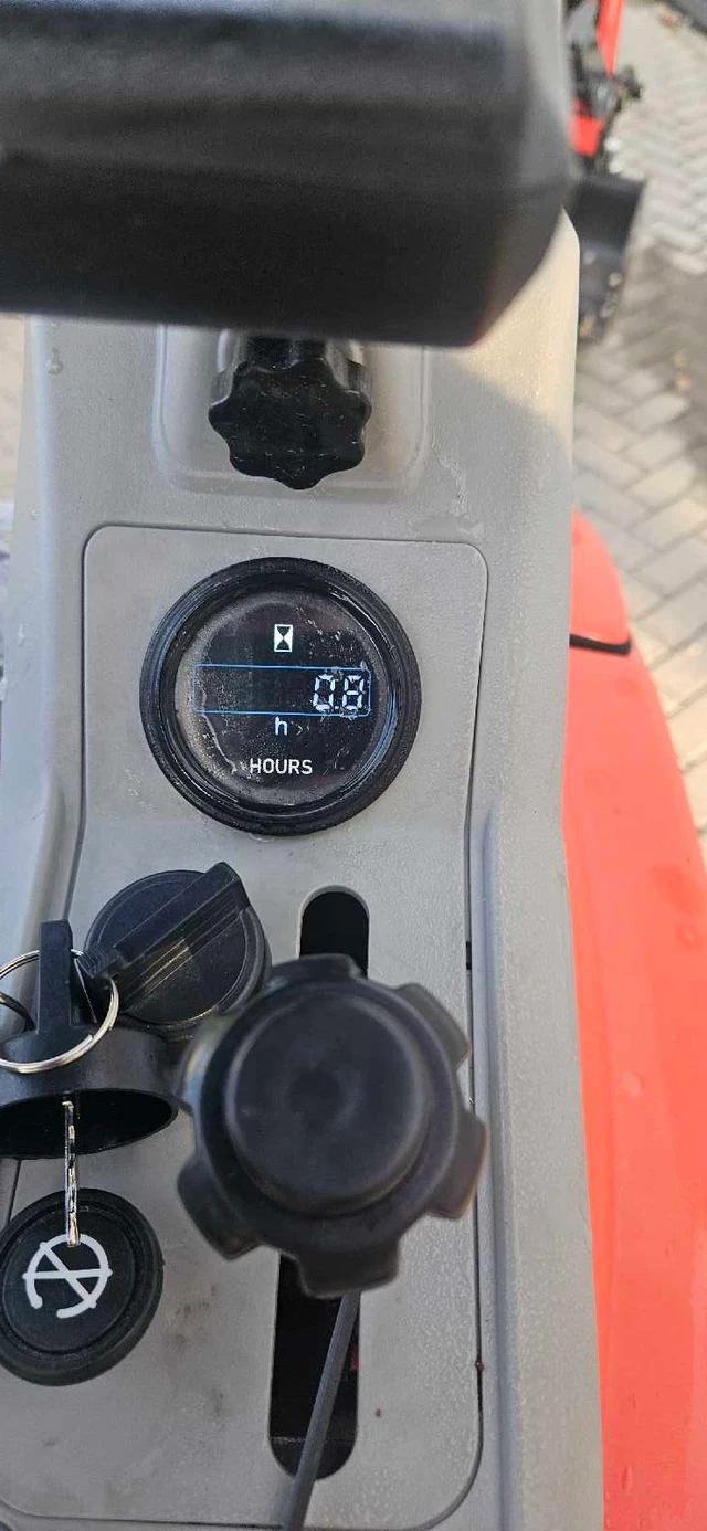 1.6T, dovoz Kanada — foto 5 z 5