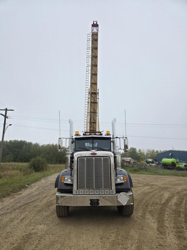2015 PETERBILT, 1 mth, dovoz Kanada — foto 4 z 5