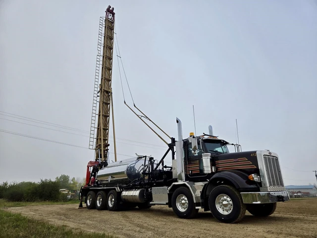 2015 PETERBILT, 1 mth, dovoz Kanada — foto 5 z 5