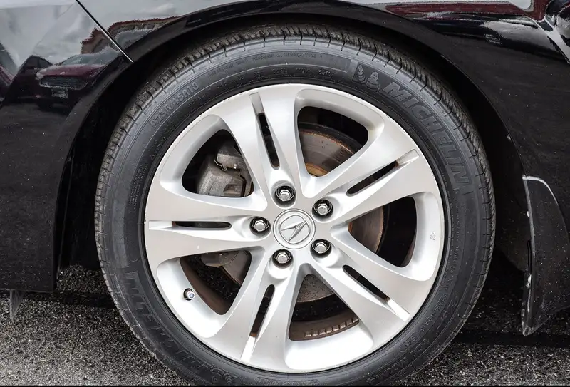 2012 Acura TSX Tech Pkg, černá, 146 200 km, dovoz Kanada — foto 4 z 12