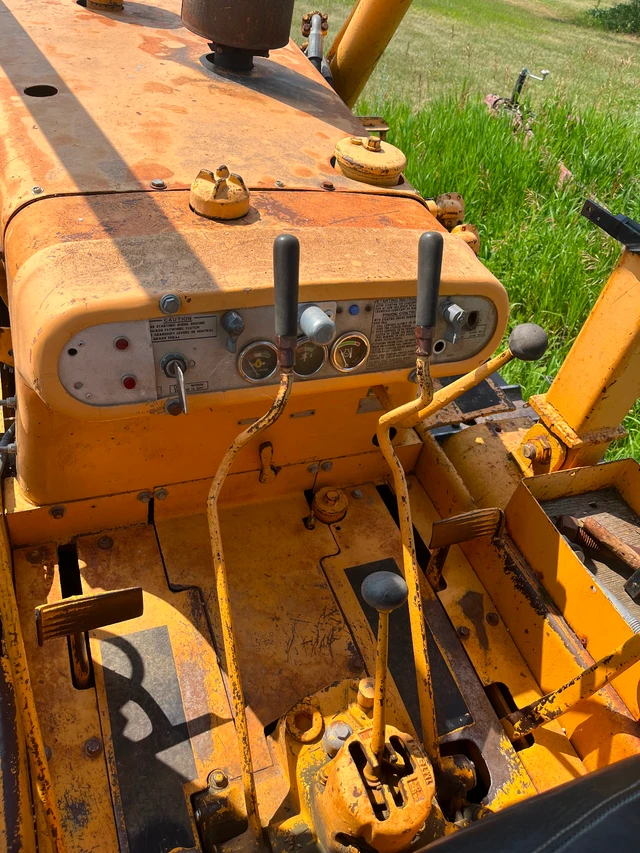 Caterpillar D4D, 5 490 mth, dovoz Kanada — foto 5 z 5