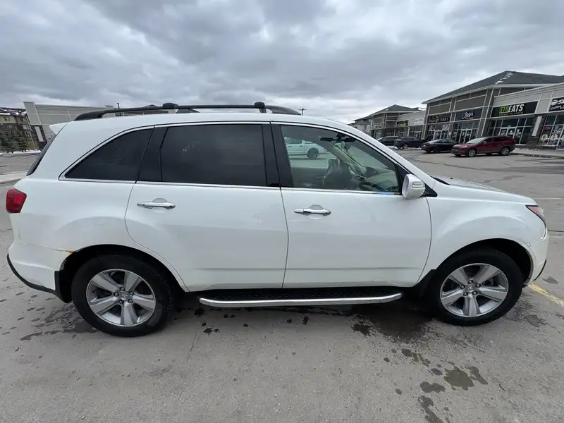 2011 Acura MDX Tech Pkg, bílá, 223 643 km, dovoz Kanada — foto 7 z 12
