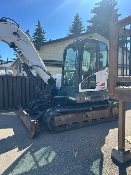 2010 Bobcat E-80-WHITE E 80, bílá, dovoz Kanada — foto 2 z 7
