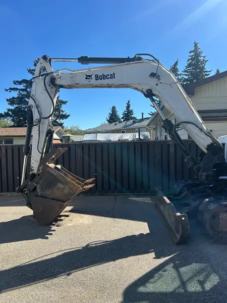 2010 Bobcat E-80-WHITE E 80, bílá, dovoz Kanada — foto 3 z 7