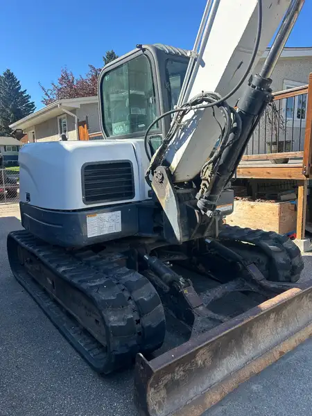 2010 Bobcat E-80-WHITE E 80, bílá, dovoz Kanada — foto 4 z 7