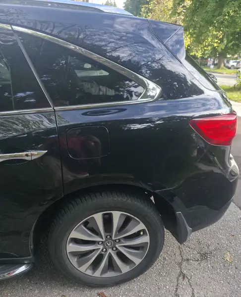 2016 Acura MDX Tech Pkg, černá, 141 000 km, dovoz Kanada — foto 2 z 12