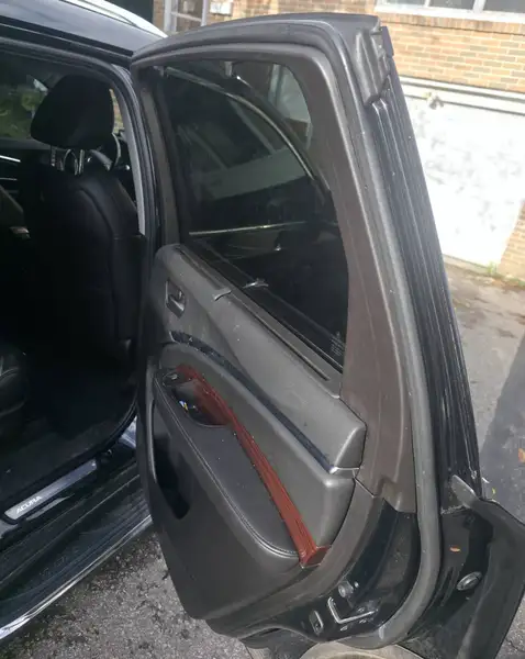 2016 Acura MDX Tech Pkg, černá, 141 000 km, dovoz Kanada — foto 5 z 12