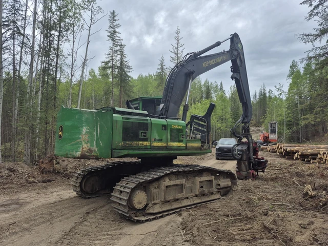 2011 John Deere, 1 mth, dovoz Kanada — foto 4 z 5