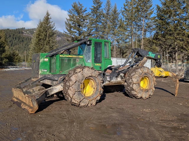 2011 John Deere, 1 mth, dovoz Kanada — foto 1 z 5 2011 John Deere, 1 mth, dovoz Kanada — foto 1 z 5