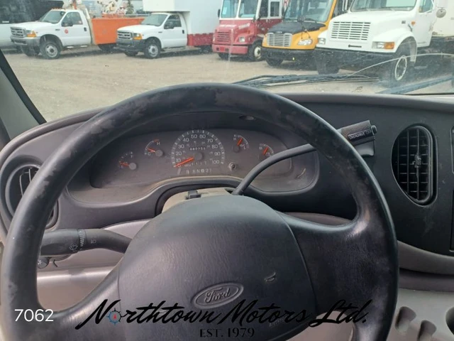 2000 FORD, 1 mth, dovoz Kanada — foto 5 z 5