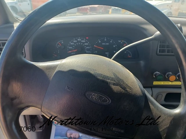 2002 FORD, 218 351 mth, dovoz Kanada — foto 5 z 5