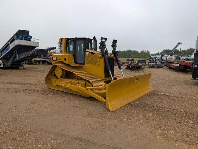 2018 Caterpillar D6T, 1 mth, dovoz Kanada — foto 2 z 5