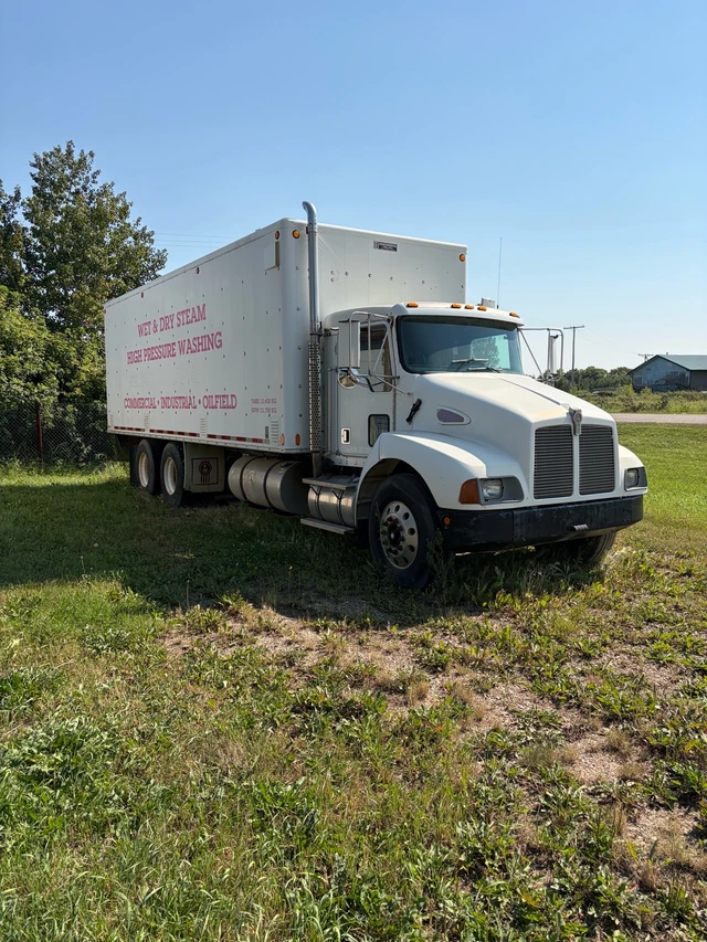 KENWORTH, dovoz Kanada — foto 3 z 5