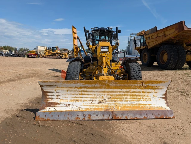 2018 Caterpillar 160M, 1 mth, dovoz Kanada — foto 2 z 5