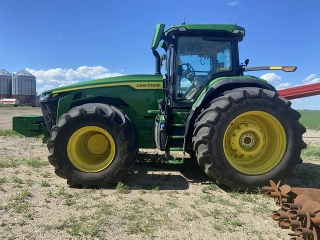 2024 John Deere 8R, dovoz Kanada — foto 2 z 5