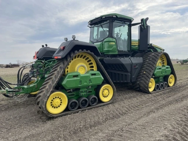 2025 John Deere 9RX, dovoz Kanada — foto 4 z 5