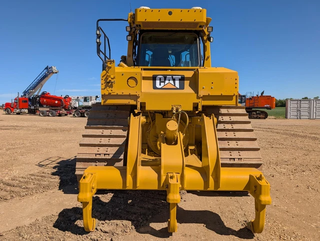 2017 Caterpillar D6T, 1 mth, dovoz Kanada — foto 3 z 5