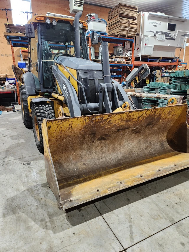John Deere EXTENDAHOE, 8 730 mth, dovoz Kanada — foto 4 z 5