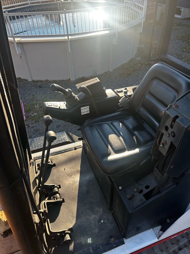 2002 Bobcat 322D, 3 700 mth, dovoz Kanada — foto 3 z 3