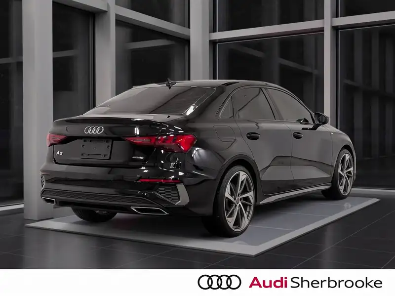 2022 Audi A3 Progressiv, černá, 32 478 km, dovoz Kanada — foto 4 z 12