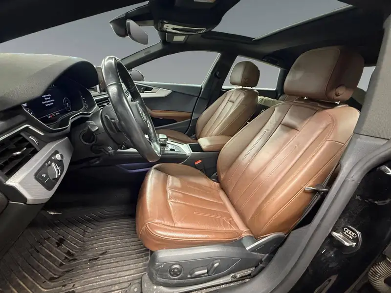 2018 Audi A5 Technik, černá, 115 381 km, dovoz Kanada — foto 10 z 12