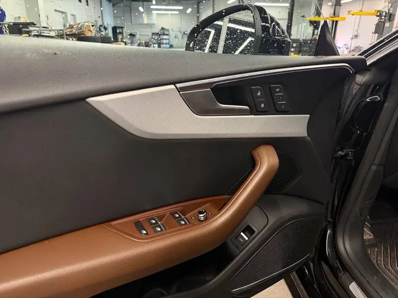 2018 Audi A5 Technik, černá, 115 381 km, dovoz Kanada — foto 11 z 12