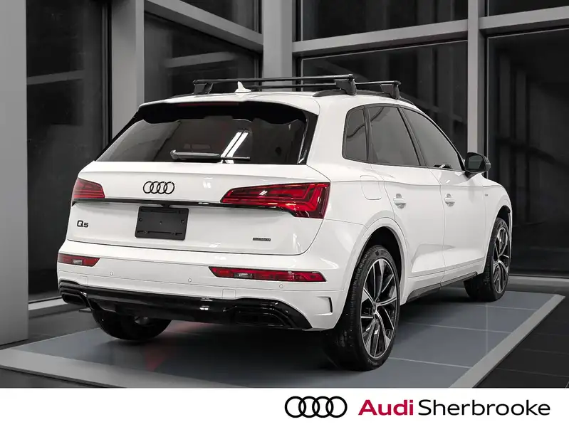 2024 Audi Q5 Progressiv, bílá, 43 854 km, dovoz Kanada — foto 4 z 12