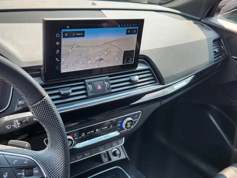 2022 Audi Q5 45 Progressiv, bílá, 80 308 km, dovoz Kanada — foto 10 z 12