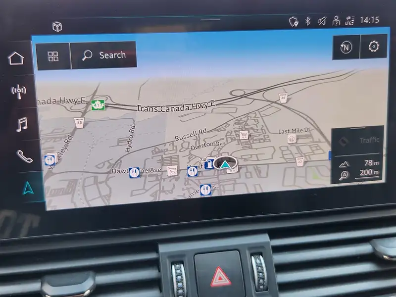 2022 Audi Q5 45 Progressiv, bílá, 80 308 km, dovoz Kanada — foto 7 z 12
