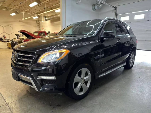 2012 ML550, černá, 111 327 km, dovoz Kanada — foto 2 z 20