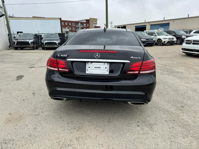 2016 Mercedes-Benz Eclass E400, černá, 198 116 km, dovoz Kanada — foto 4 z 5