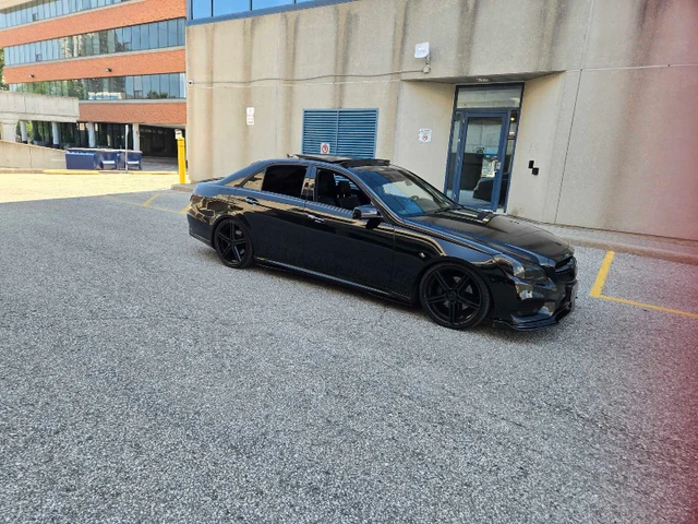 2015 Mercedes-Benz Eclass E 400, černá, 125 000 km, dovoz Kanada — foto 3 z 5