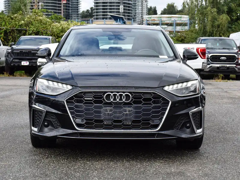 2022 Audi A4 Progressiv, černá, 55 028 km, dovoz Kanada — foto 7 z 12