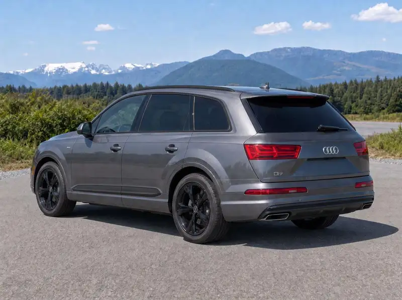 2019 Audi Q7 Progressiv, šedá, 102 034 km, dovoz Kanada — foto 3 z 12