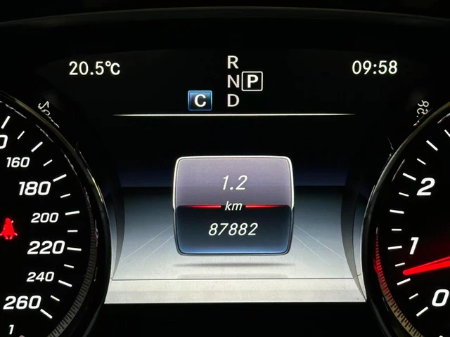 2017 E300, bílá, 87 882 km, dovoz Kanada — foto 12 z 20