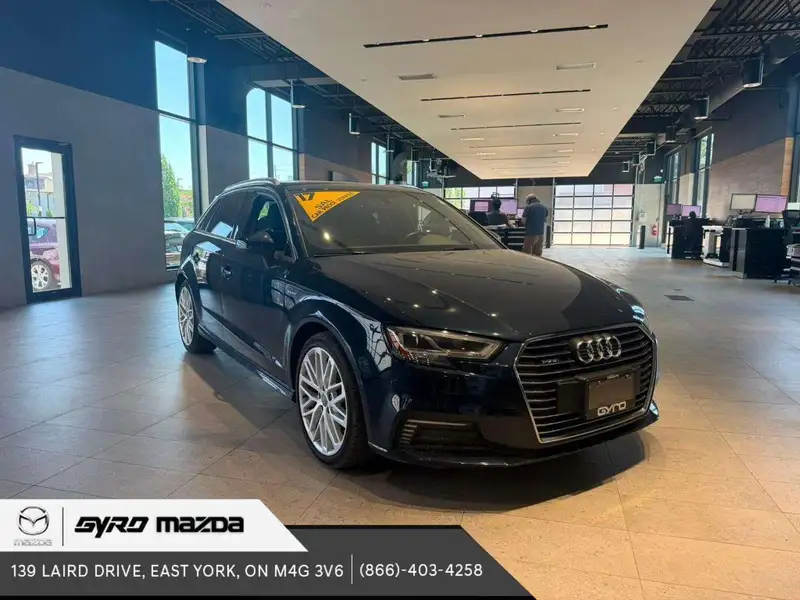 2017 Audi A3 Technik, 123 469 km, dovoz Kanada — foto 1 z 12 2017 Audi A3 Technik, 123 469 km, dovoz Kanada — foto 1 z 12