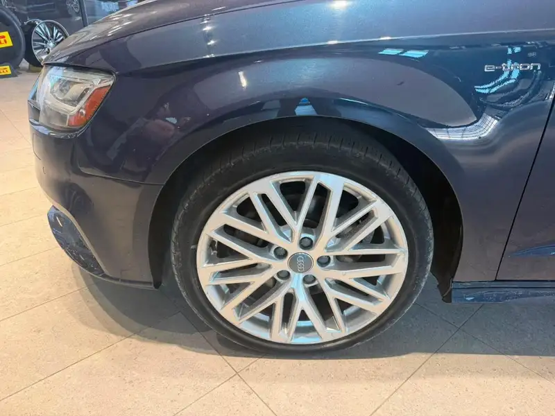 2017 Audi A3 Technik, 123 469 km, dovoz Kanada — foto 10 z 12