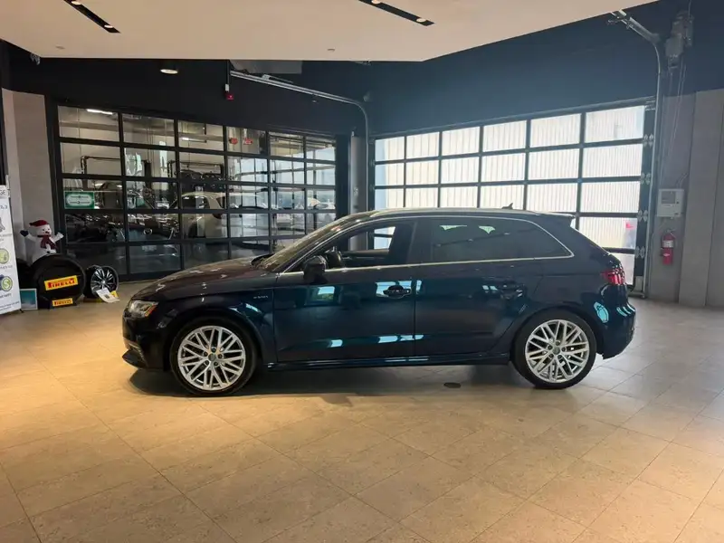 2017 Audi A3 Technik, 123 469 km, dovoz Kanada — foto 8 z 12